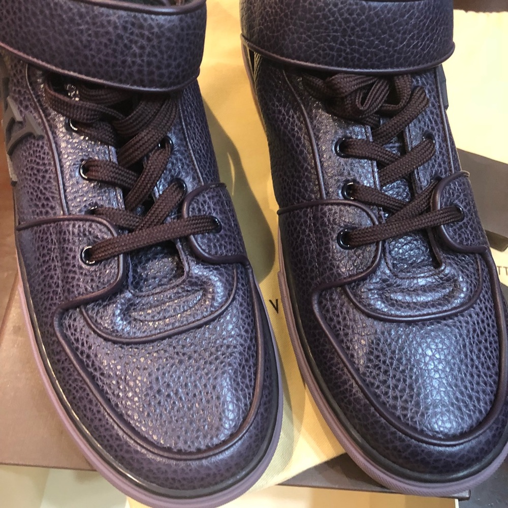 Louis Vuitton Fits 10.5. Brand New In Box. - Picture 7 of 8